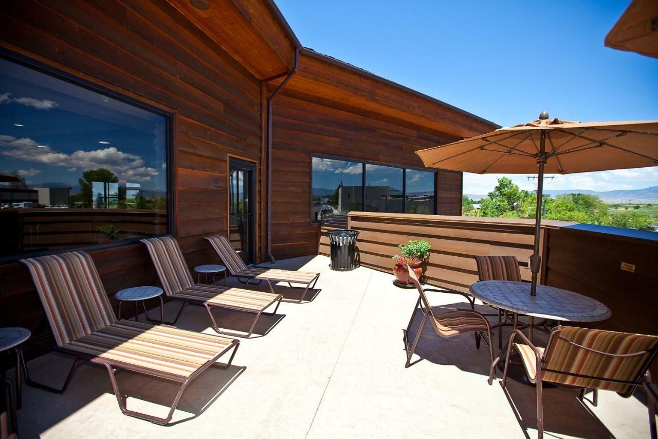 Carson Valley Motor Lodge And Suites Minden Exterior photo
